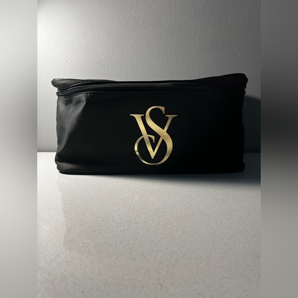 Victoria’s Secret Travel Bag